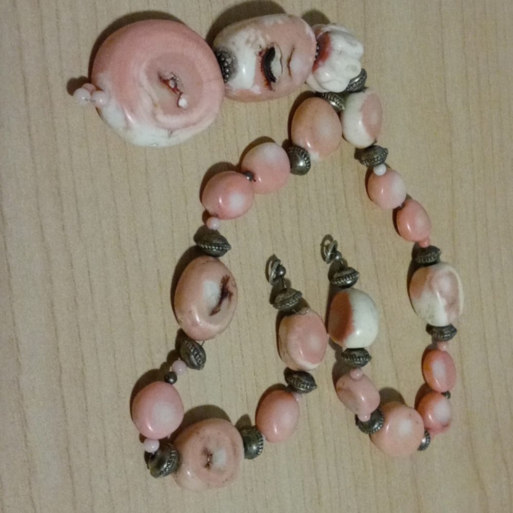 Jewelry - Picture 2 of 4